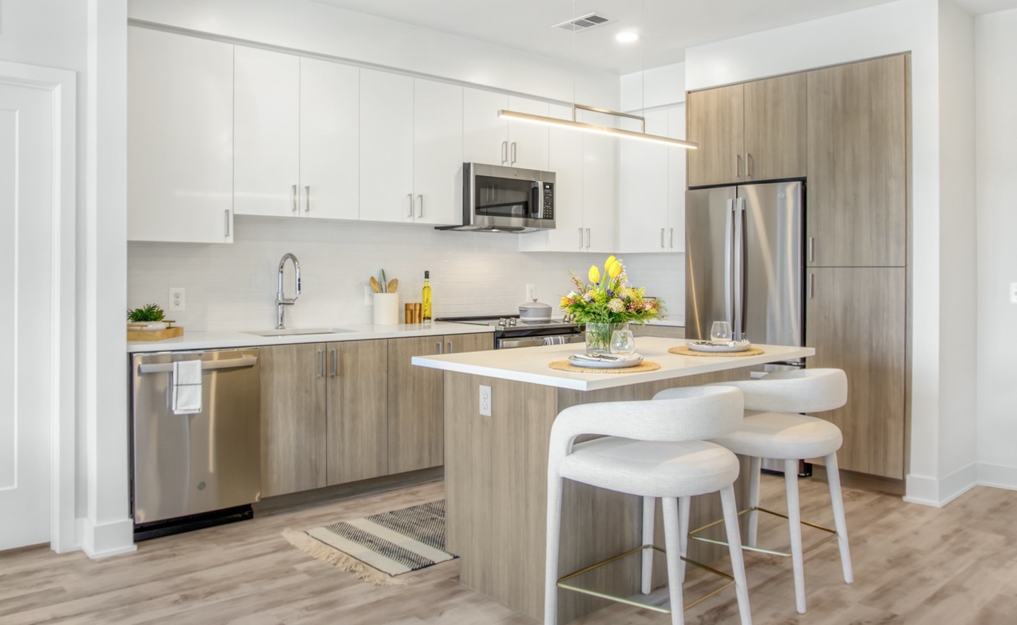 A photo of an apartment kitchen
