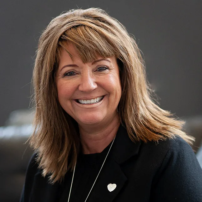 Lonna Torchia, Executive Vice President, Weidner Apartment Homes
