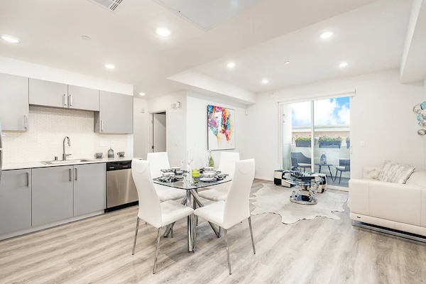 SkyLA Tower Apartment in Van Nuys