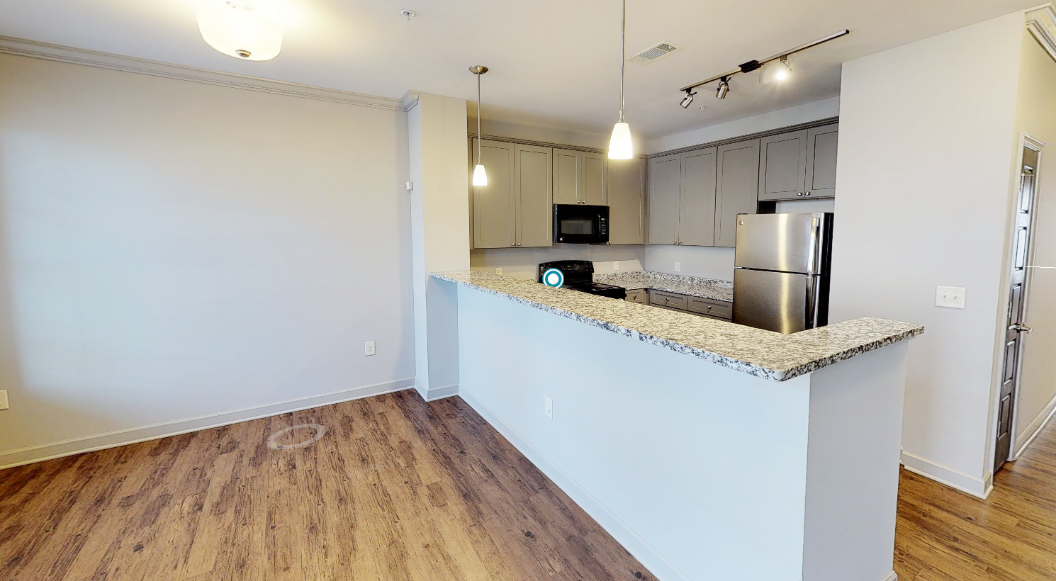2 Bedroom, 2 Bath (1043 SF)