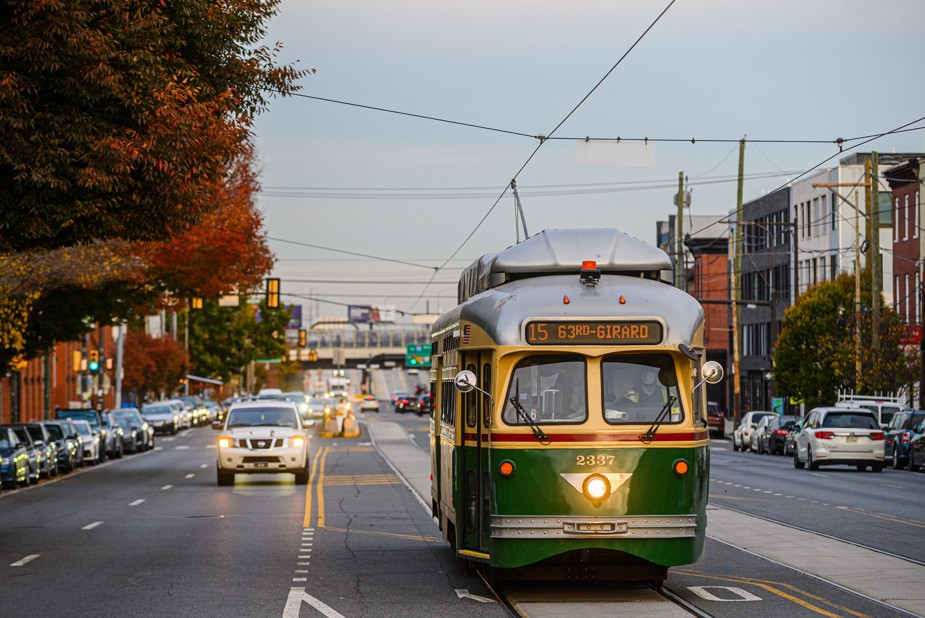 girard ave trolley that runs through fairmount and brewerytown in philadelphia