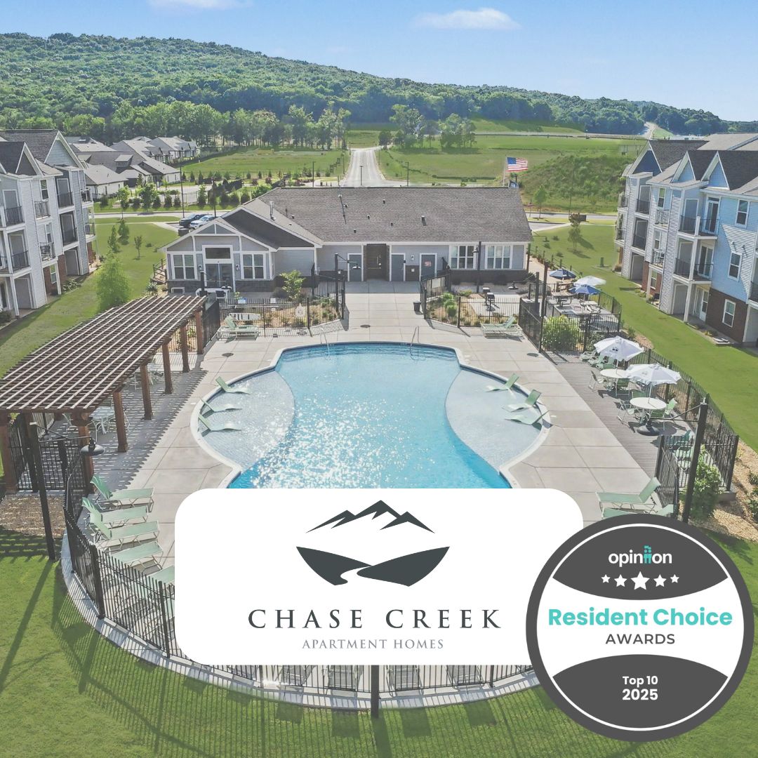 Beautiful picture of mountain views and pool at Chase Creek Apartment Homes, with logo and Resident Choice Awards badge.