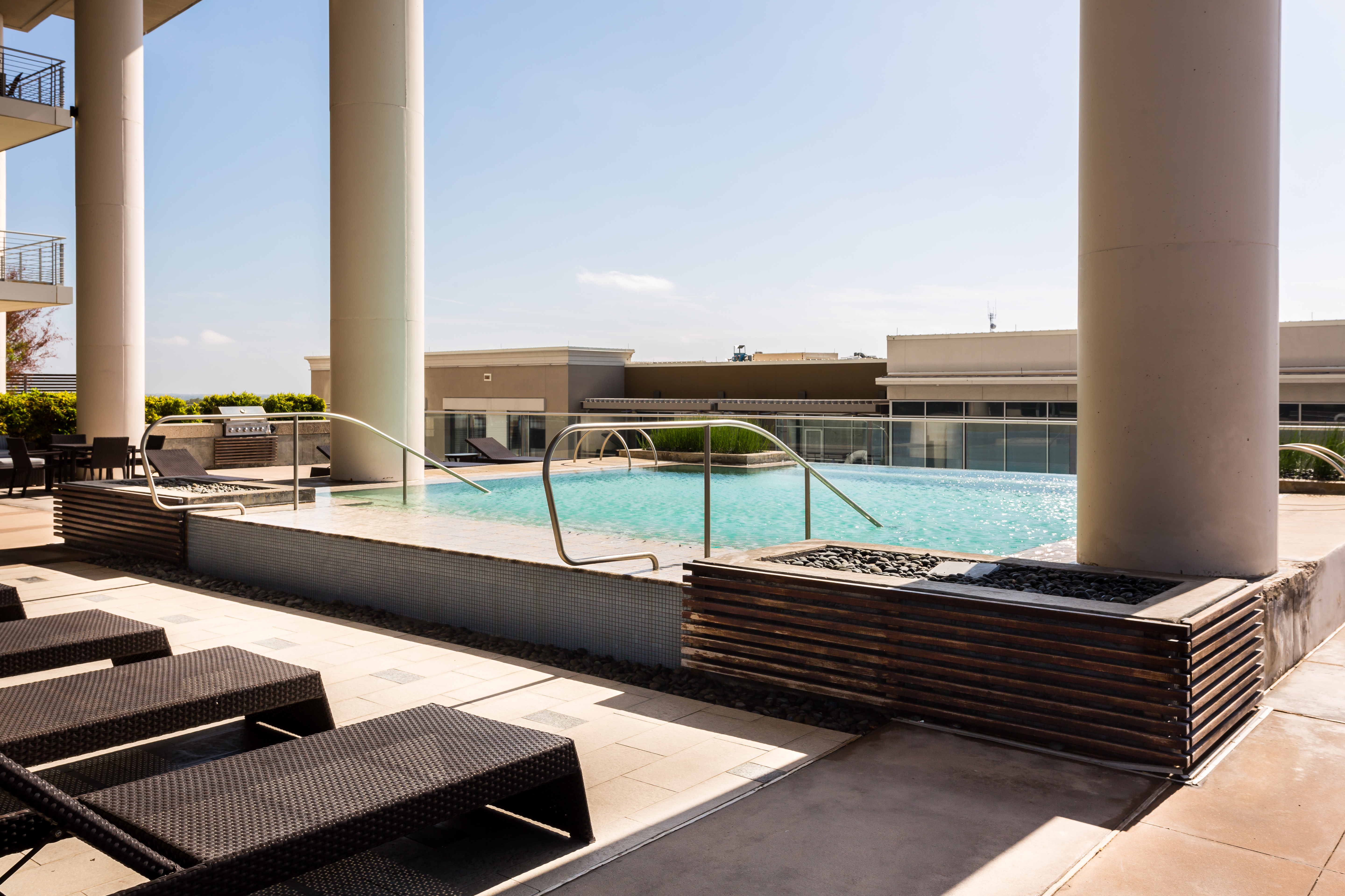 infinity edge pool with lounge seating