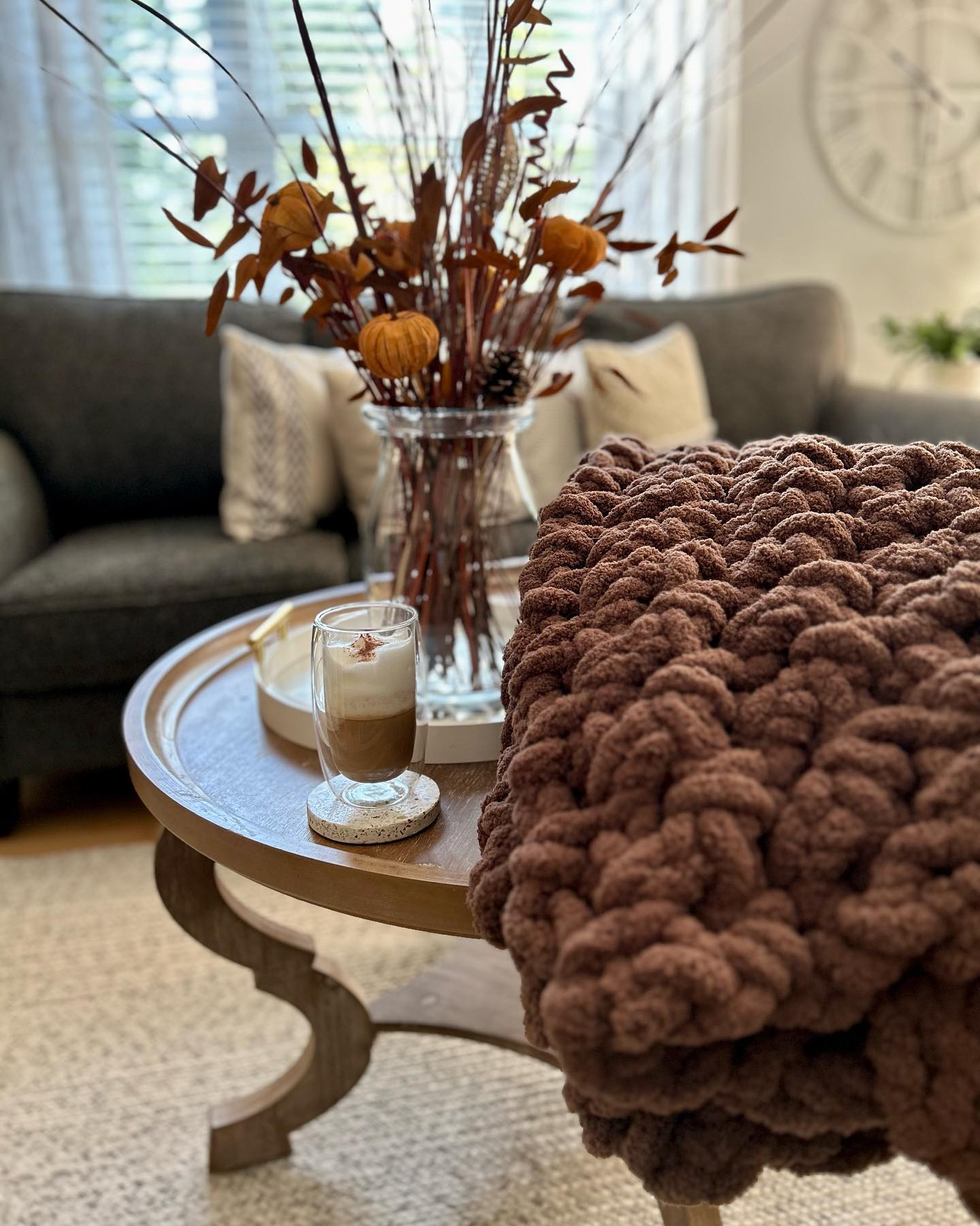 Chunky blanket by @muskokablanket