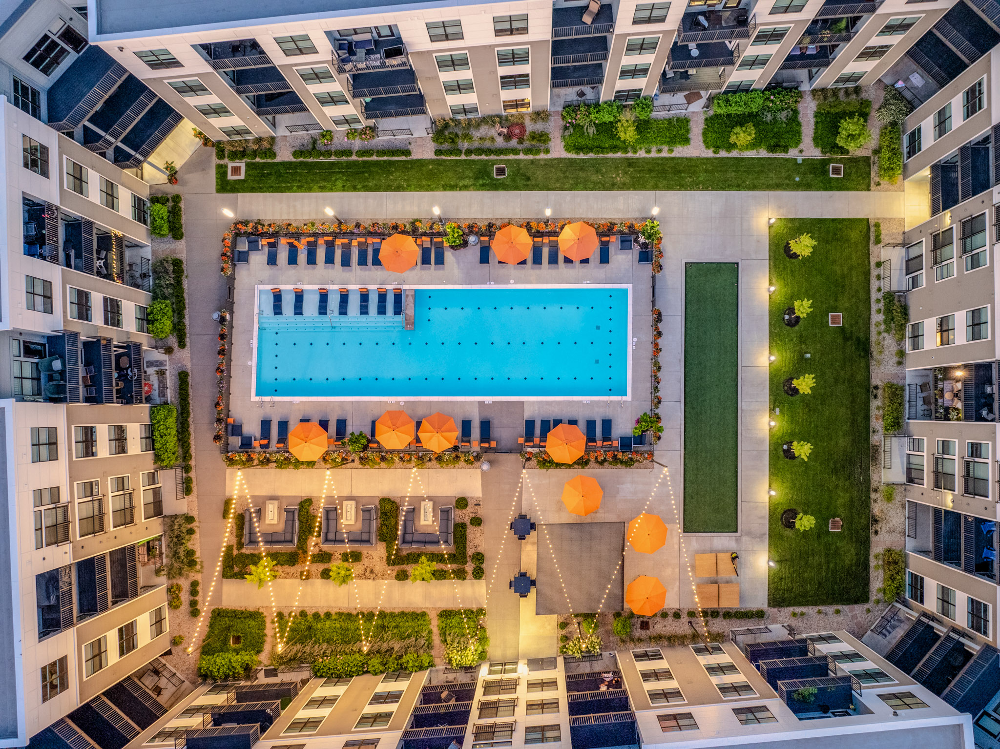 Aerial View of Zstunning apartment pool at The Pointe at Polaris, managed by Oakwood Management Company