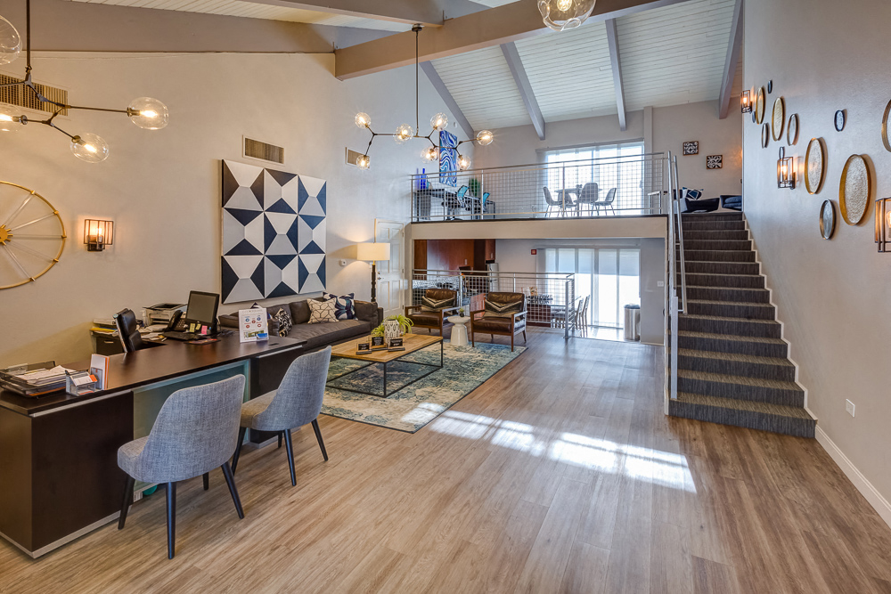 at Monaco Lakes Apt, Denver