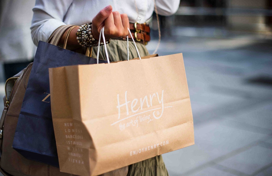 SHOPPING
