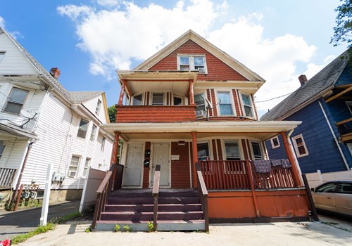 84 Bell Street