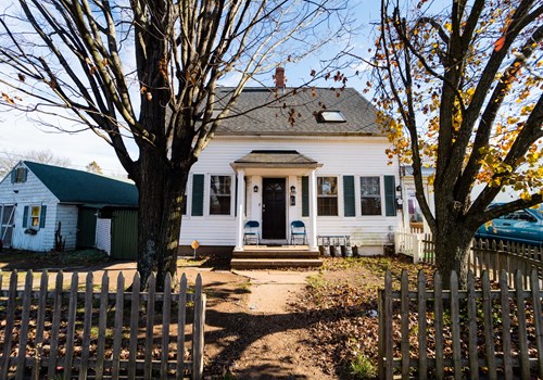 299 Circular Avenue