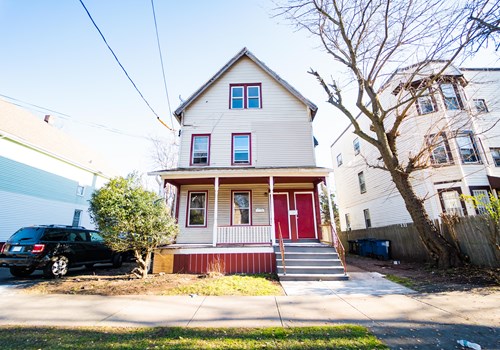 121 Plymouth Street