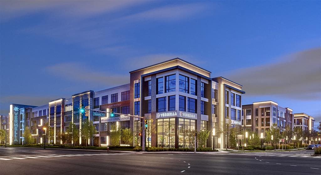 Exterior corner view of Vermella Union on Morris Avenue, Union NJ