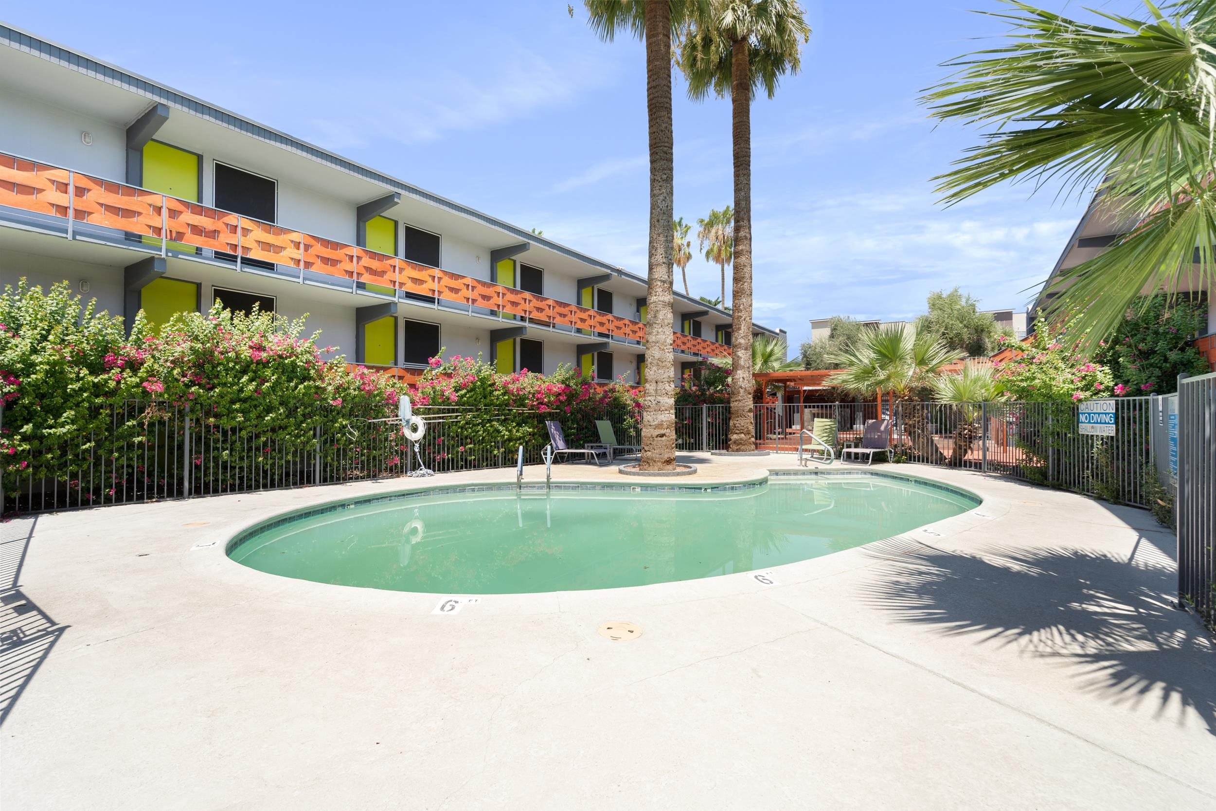 pool