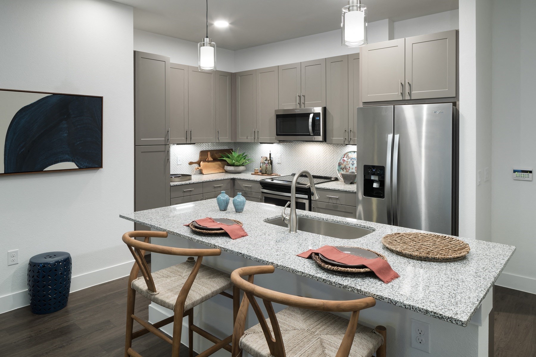 Alexan Garza|Kitchen