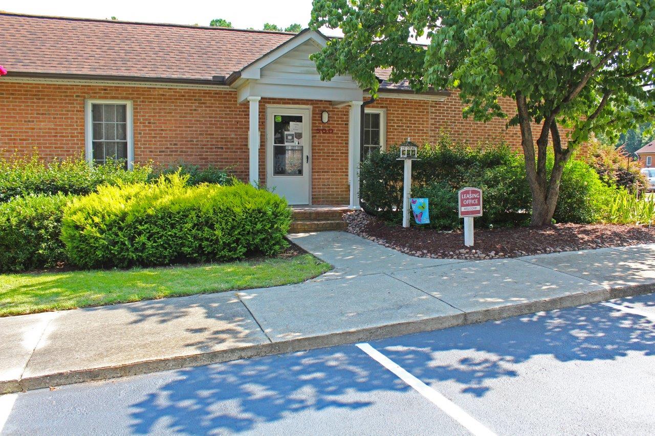 Oak Grove Apartments Apartments in FuquayVarina, NC