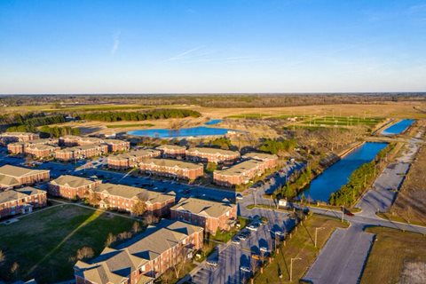 luxury student housing apartments greenville nc