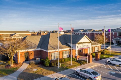 luxury student housing apartments greenville nc