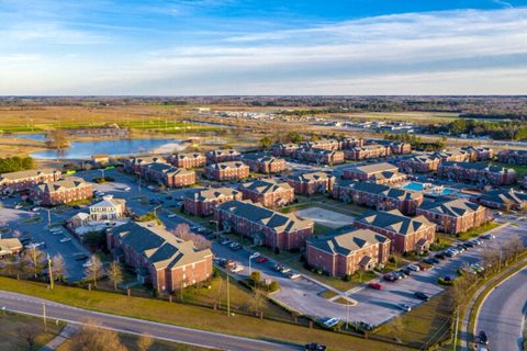luxury student housing apartments greenville nc