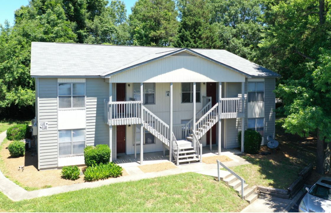 Photos and Video of Legacy Pointe Apartments in Greensboro, NC