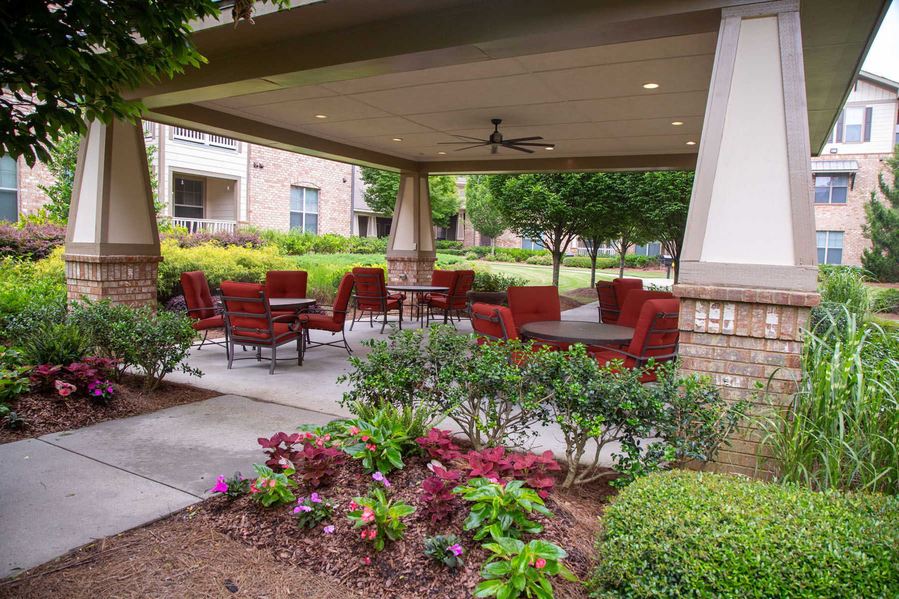 Legacy At Walton Lakes Apartments In Atlanta Ga