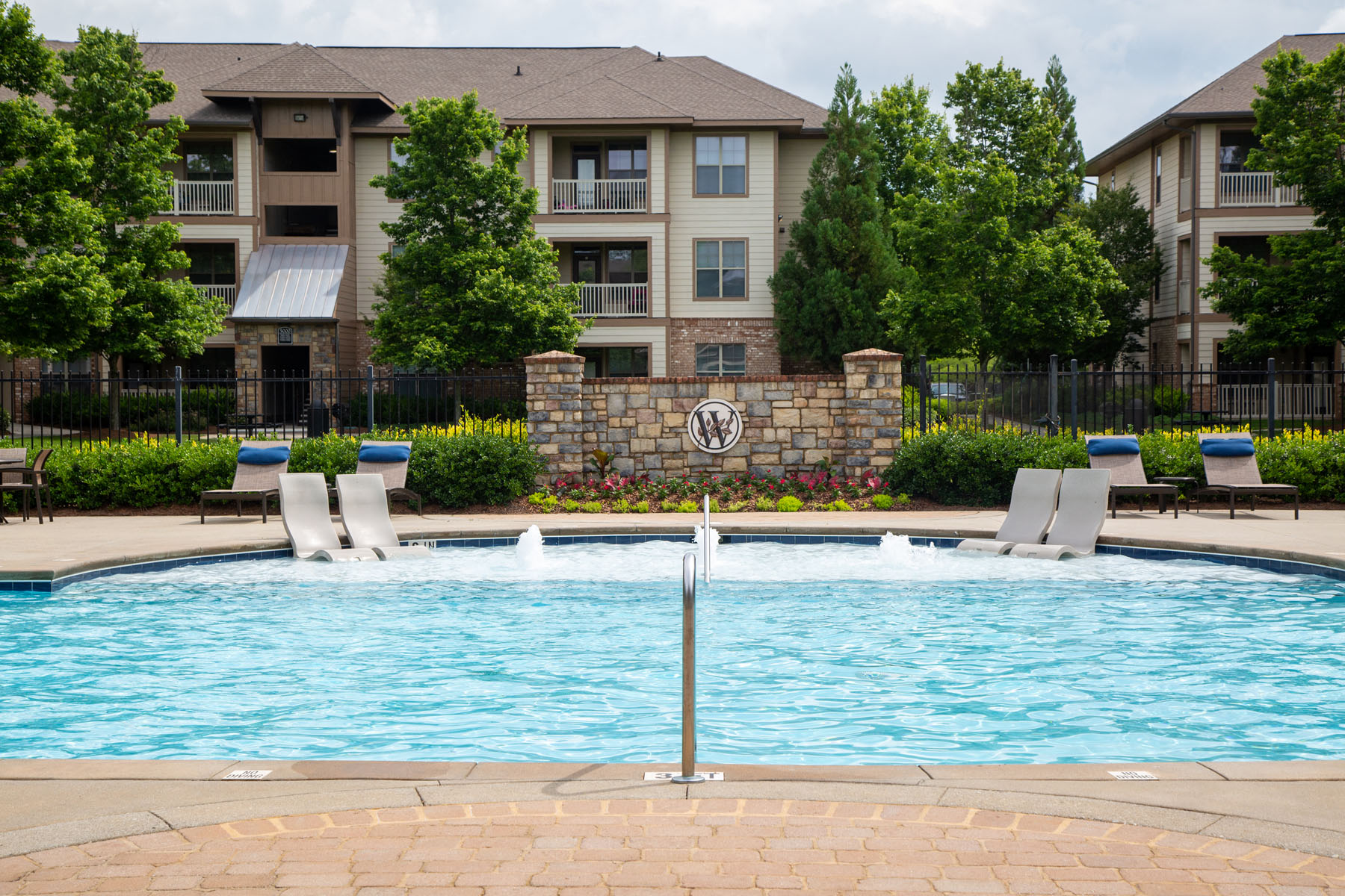 Legacy At Walton Lakes Apartments 4687 Camp Creek Pkwy Atlanta Ga Rentcafe