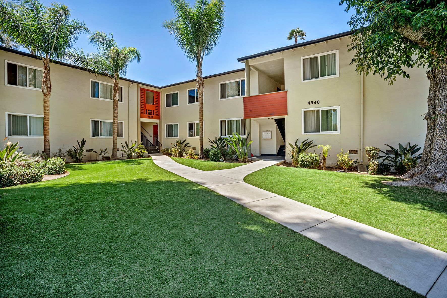 Banner Image at Gloria Homes Apartments, Los Angeles, CA, 90016