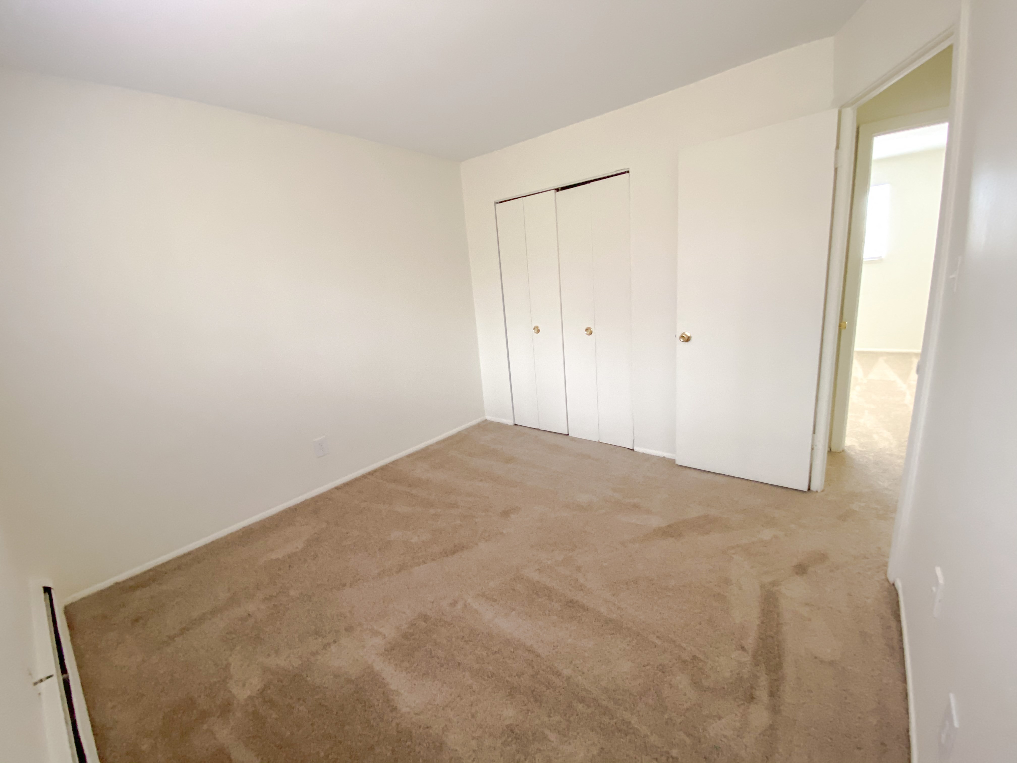 Evergreen Village Apartments & Townhouses Apartments in Elyria, OH