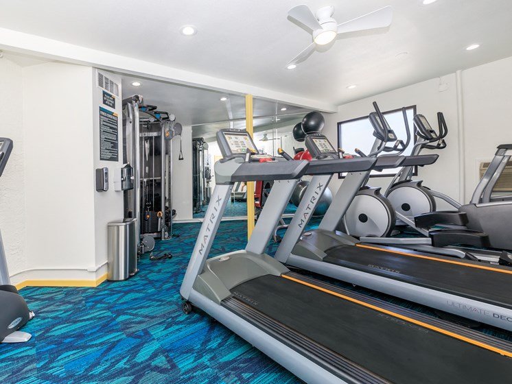 On-site apartment complex fitness center with at Ascent 1829 in East Phoenix