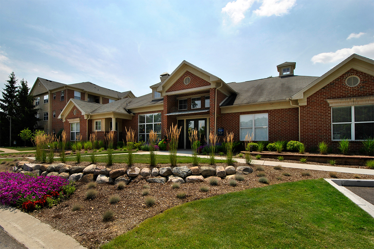 fairlane town center apartments building