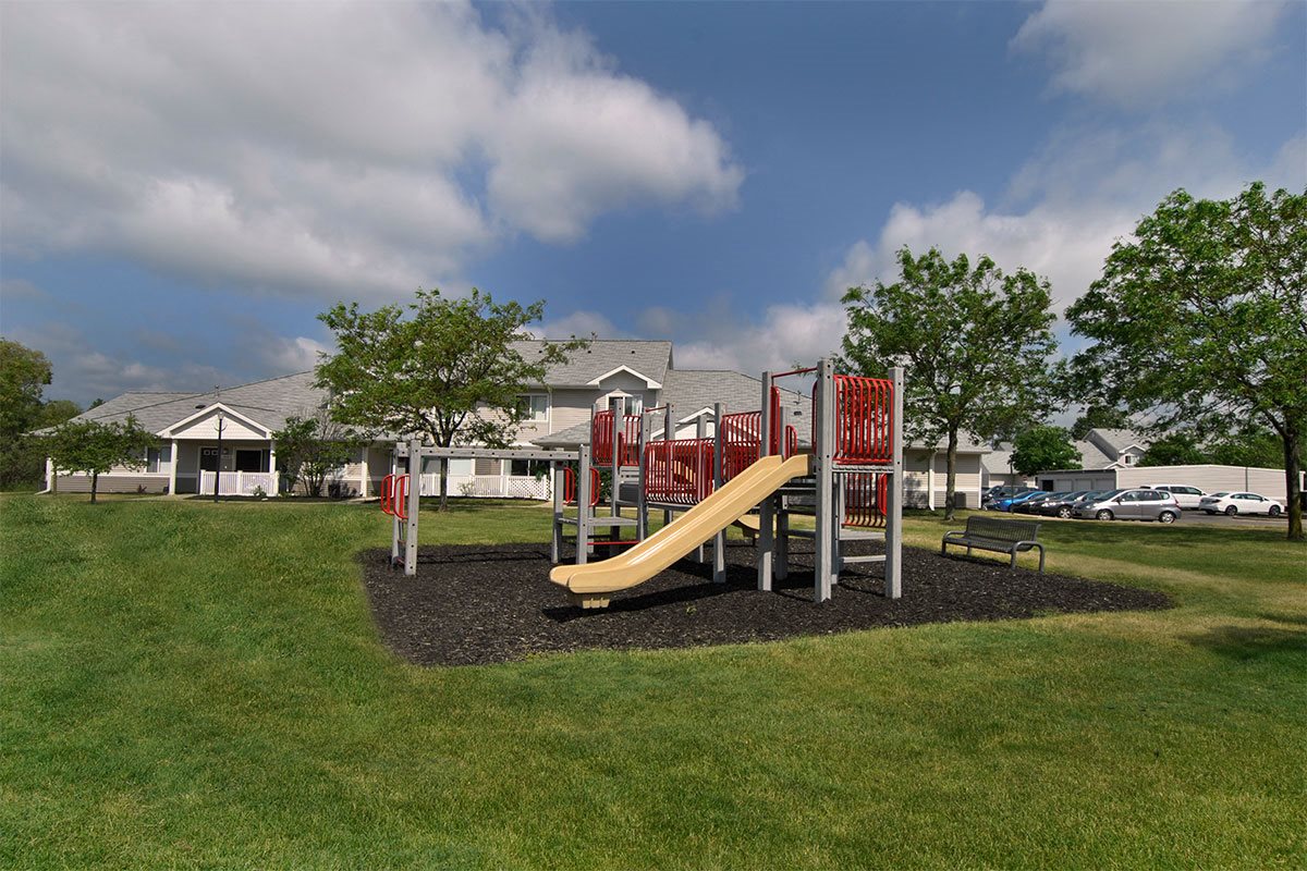 the lakes of holland apartments playground