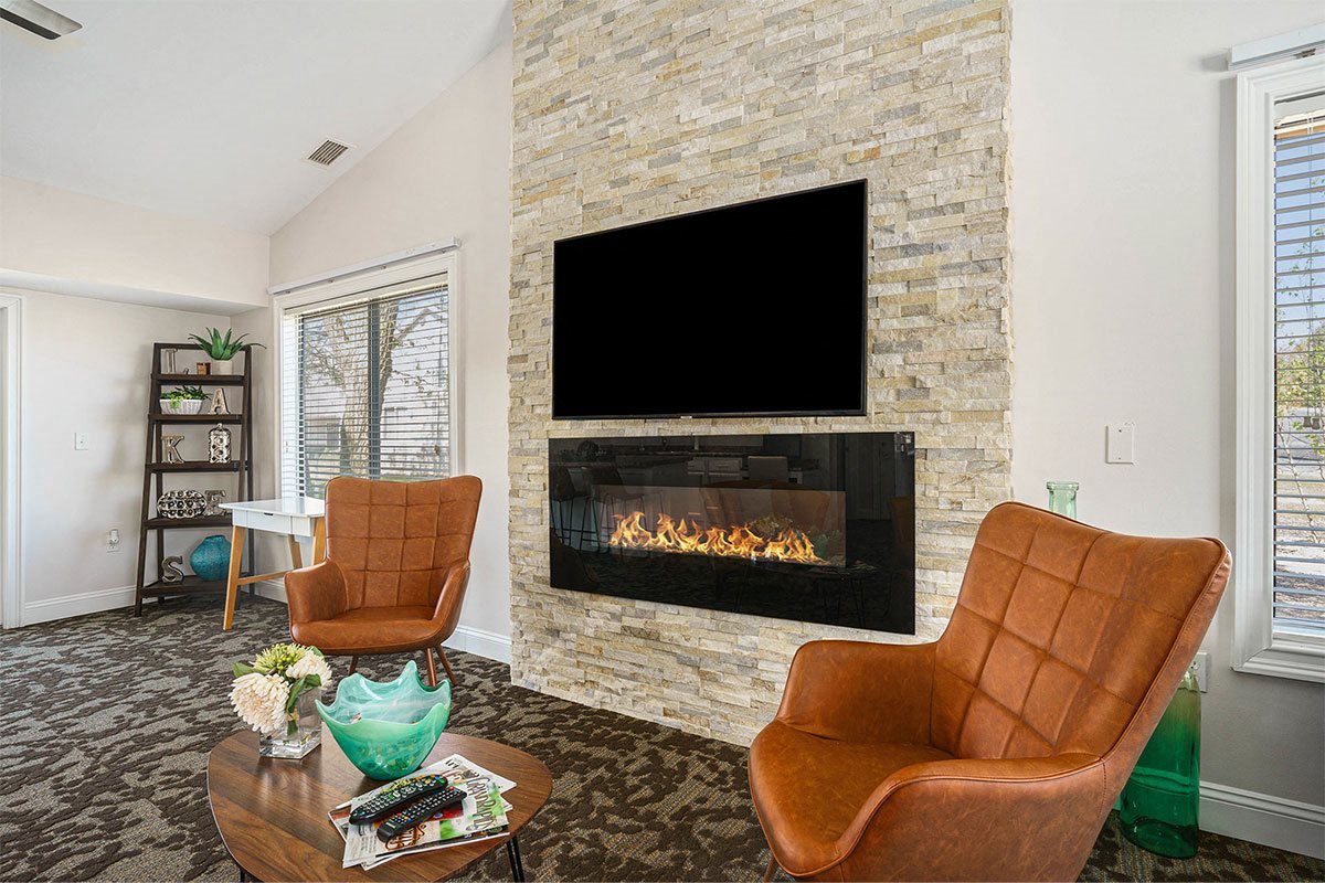 the lakes of holland apartments club house