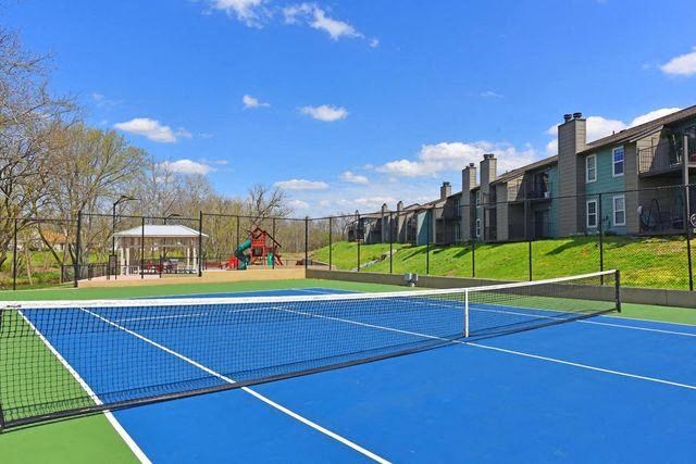 Tennis Court at The Metropolitan, Kentucky