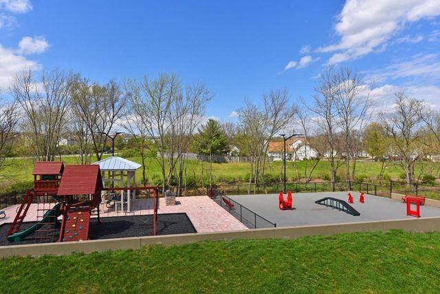 Playground and Dog Park at The Metropolitan, Lexington, 40517