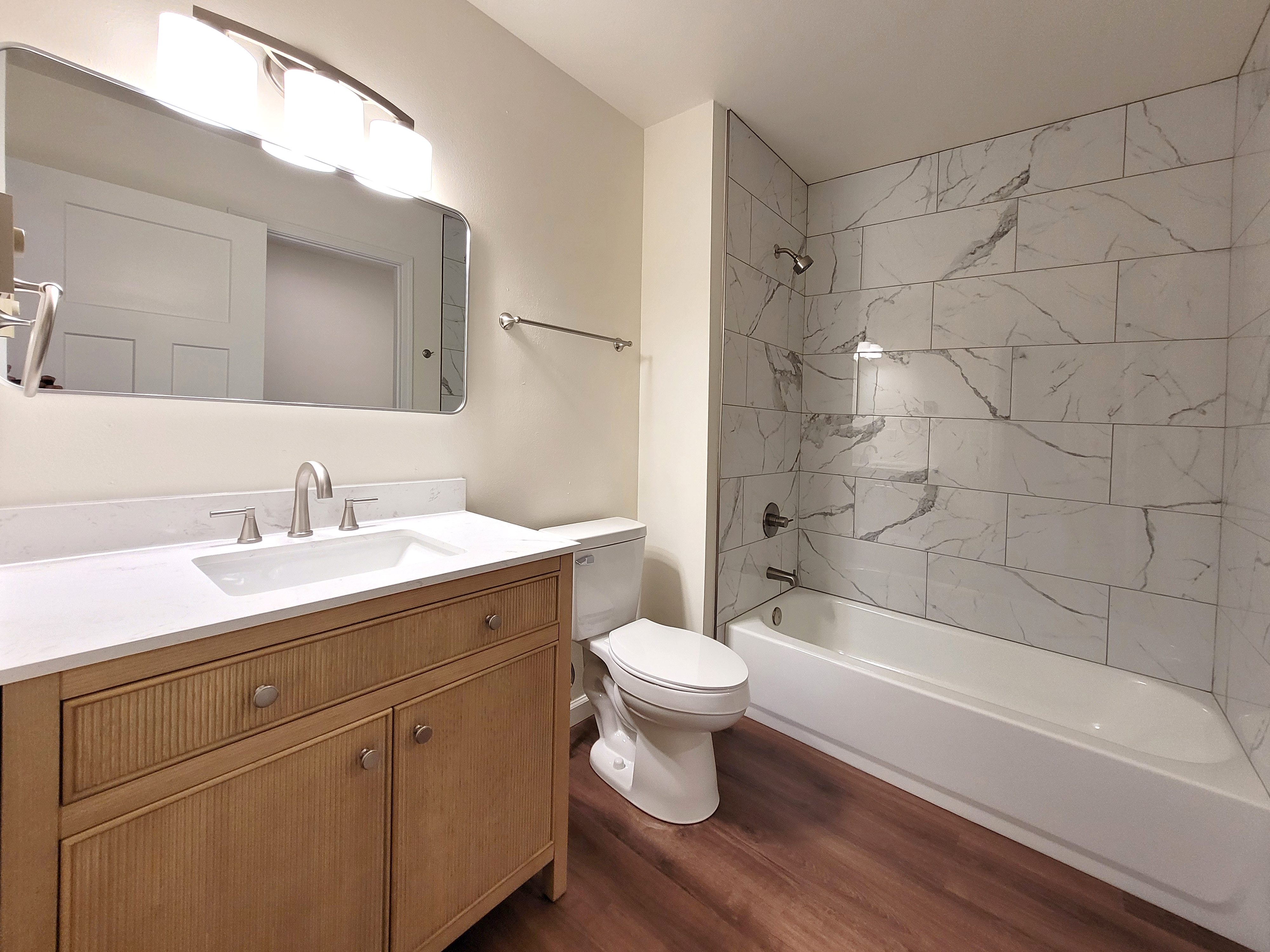 Cottonwood Creek Apartments