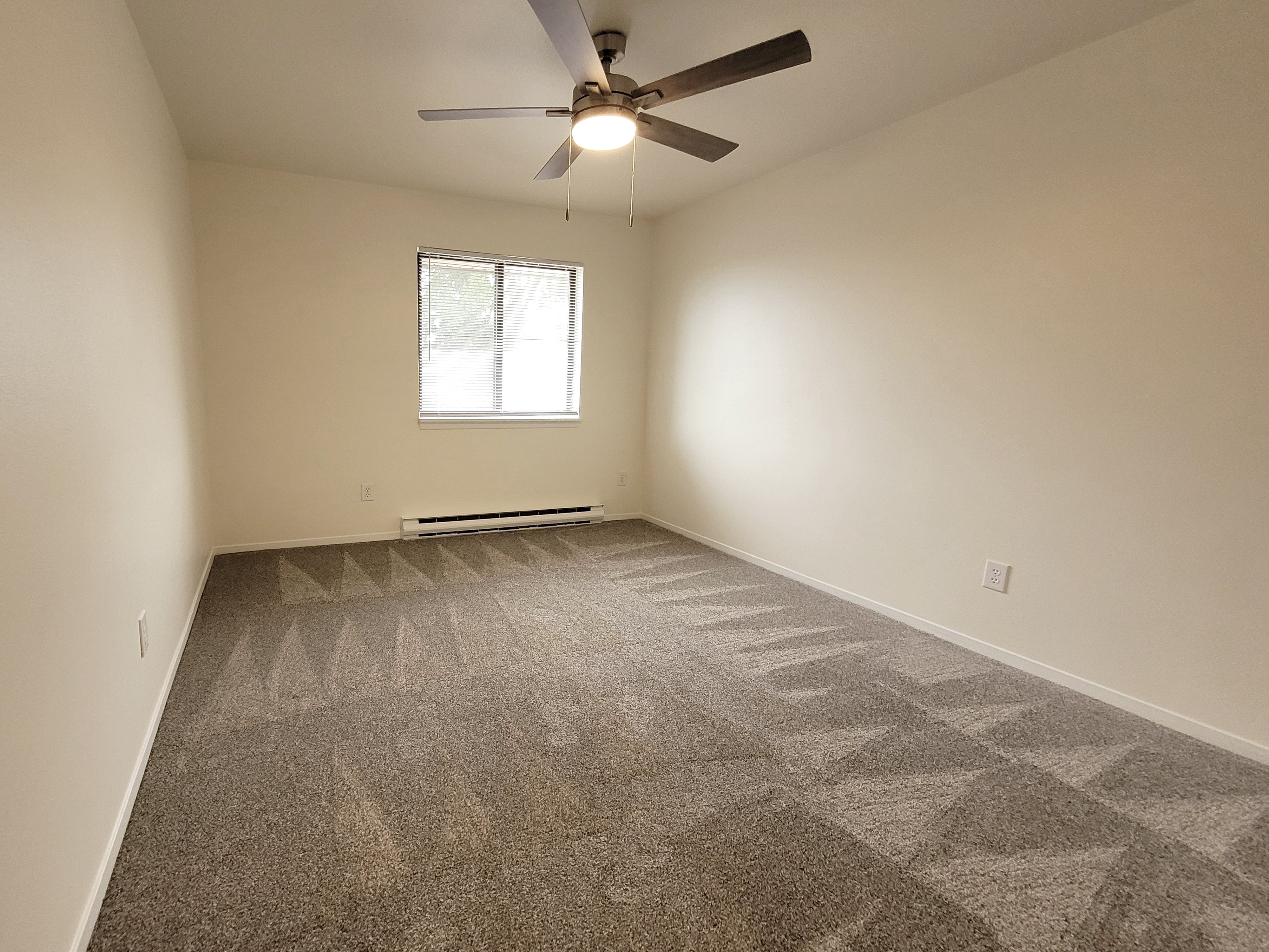 Cottonwood Creek Apartments