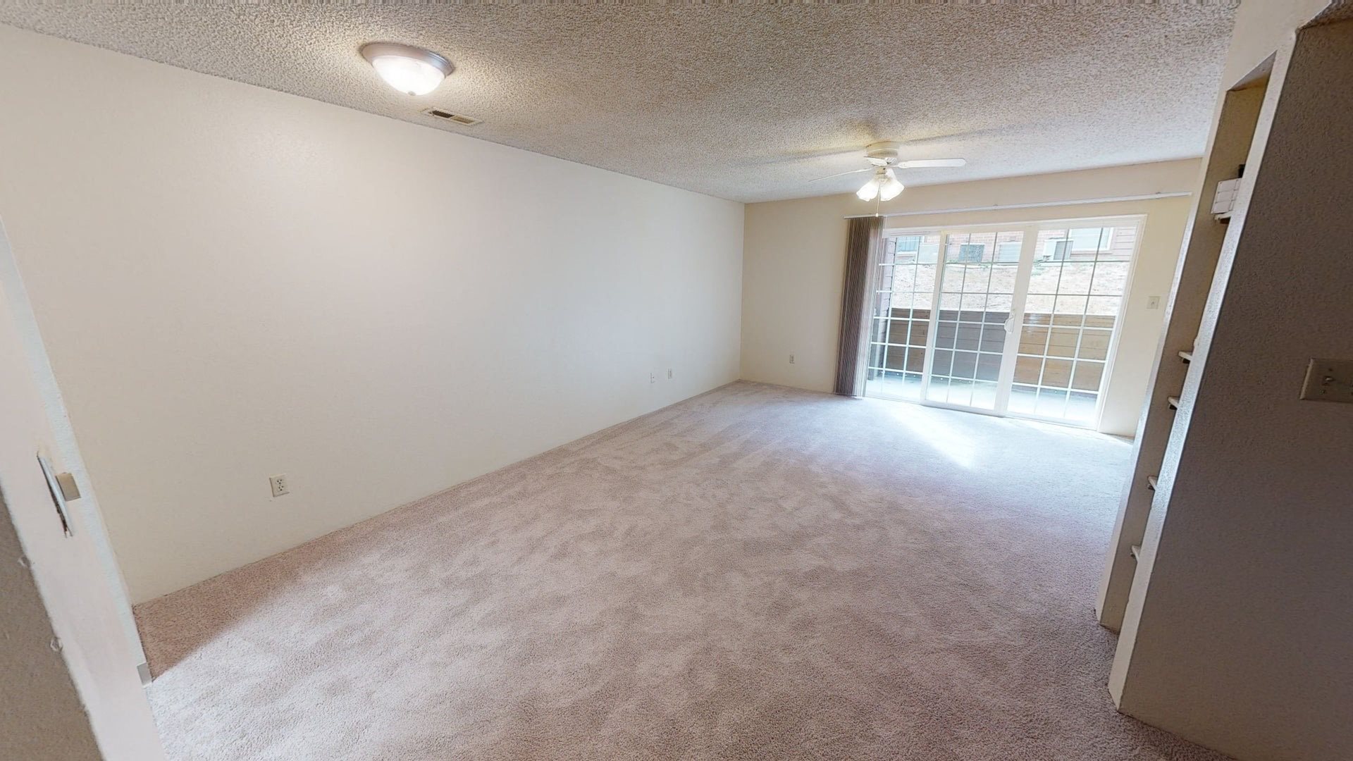 Windtree Apartments Photo Gallery Colorado Springs, CO Weidner