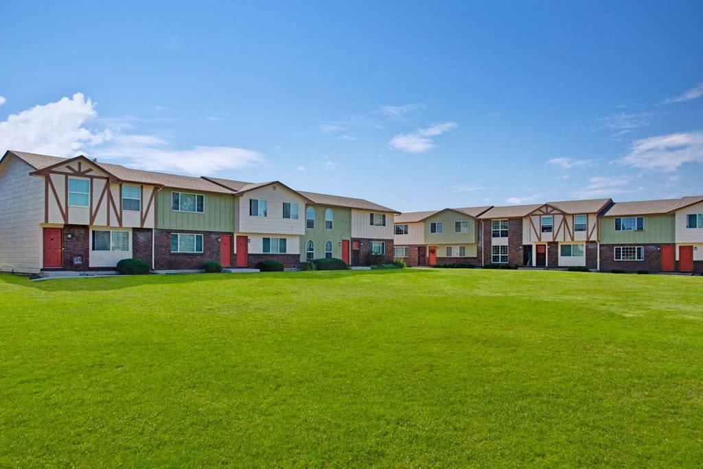 Yorkshire Apartments | Photo Gallery | Apartments in Colorado Springs