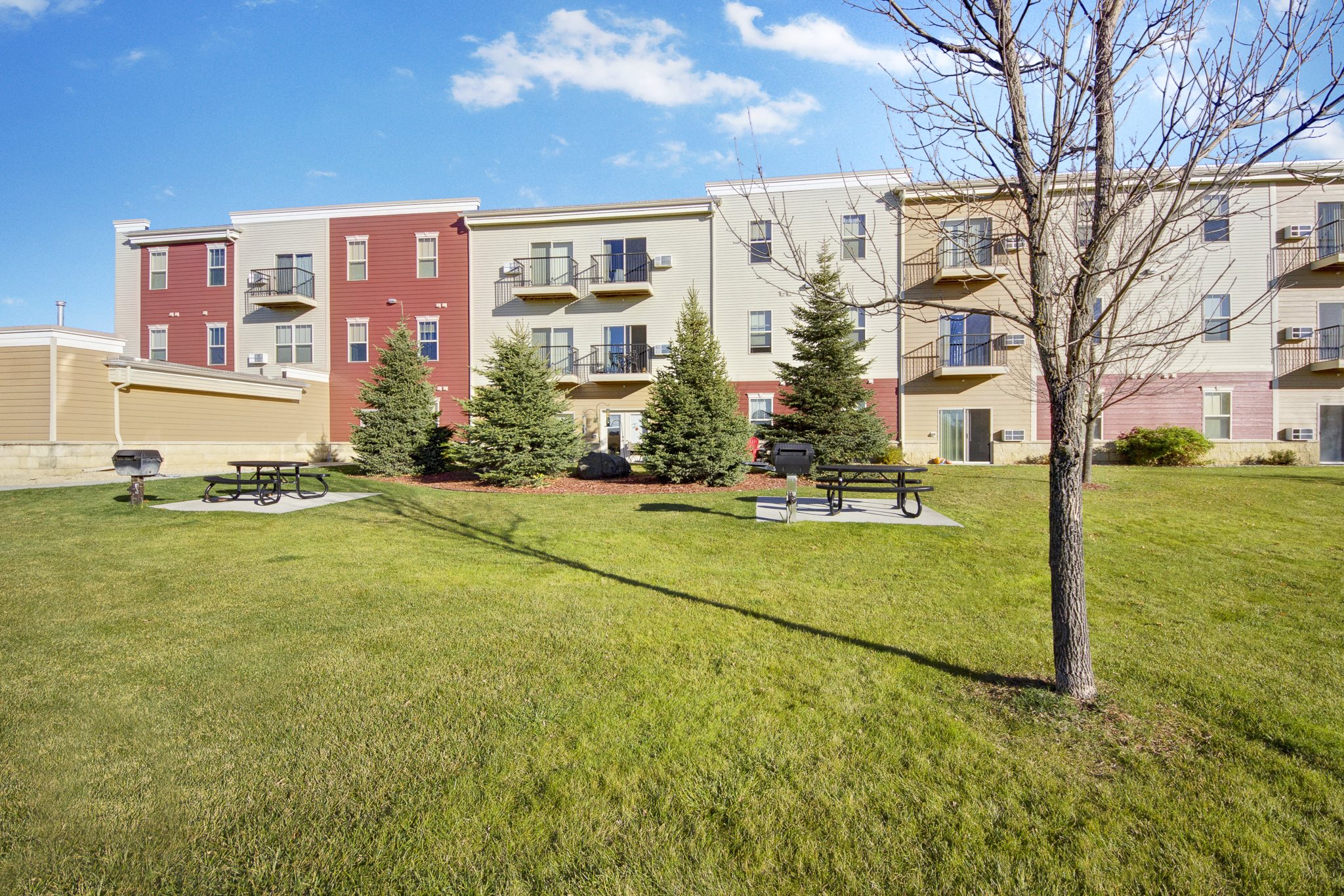 Heritage Village Apartments Photo Gallery Sartell, MN Weidner