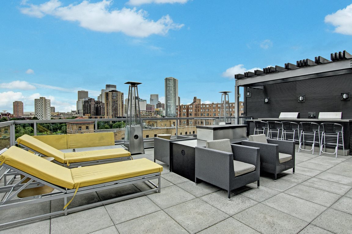 Vue Apartments Apartments in Minneapolis, MN Weidner