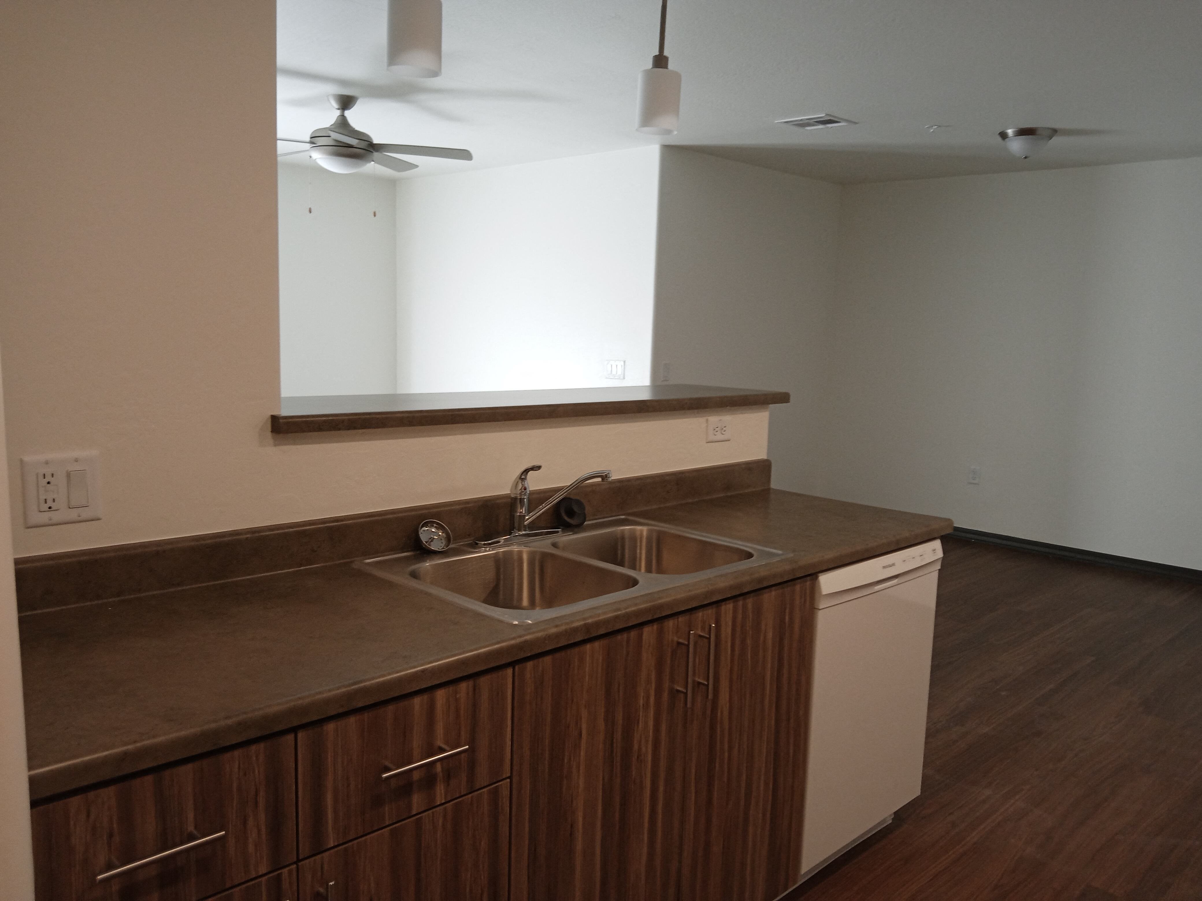 Photos and Video of Norton C Apartments in Avondale, AZ