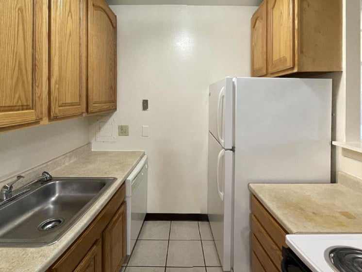 Typical Standard 2 Bed 1 Bath Kitchen at Jordan Court Apartments, Integrity Realty, Kent