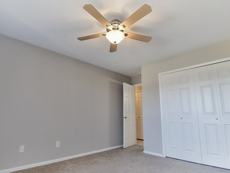 Ceiling Fan In Living Room at The Reserves at 1150 Apartments, Integrity Realty LLC, Ohio, 44134