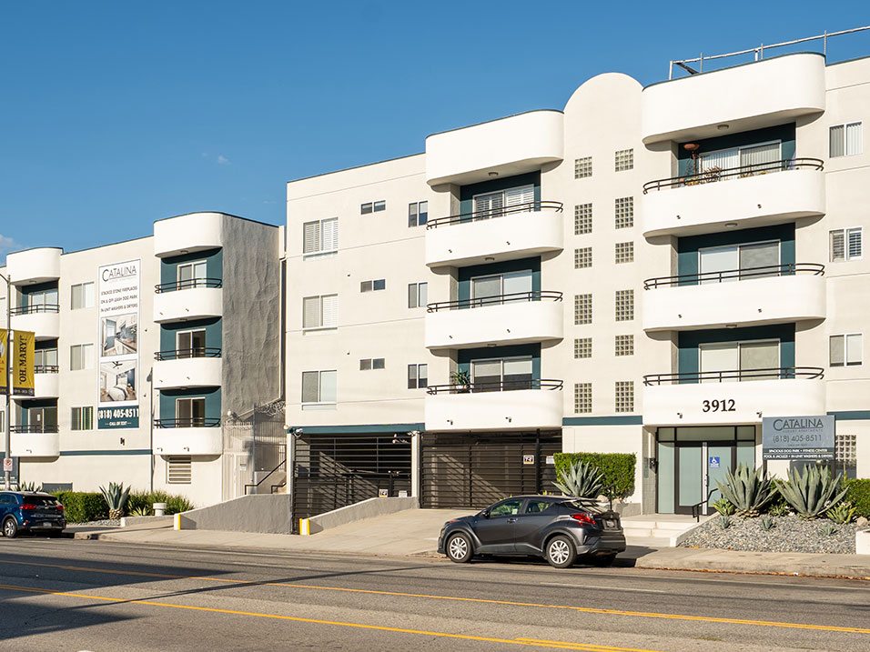 Entrance to Catalina Apartments.