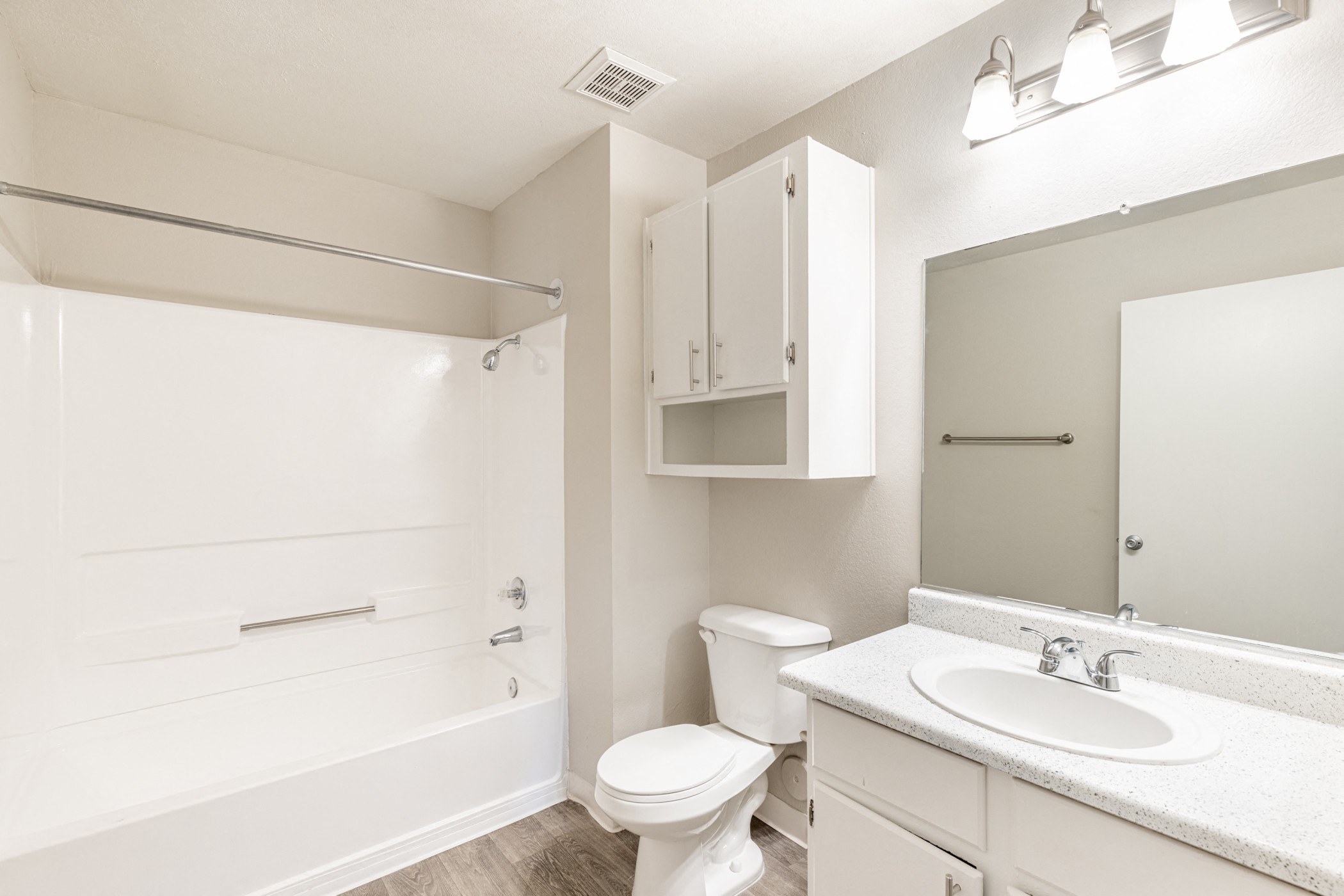 Photos and Video of Granada Villas Apartments in Lancaster, CA