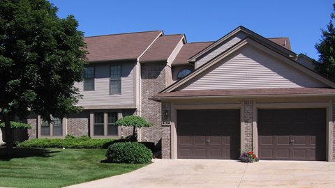 Birchwood Pointe apartments attached garages