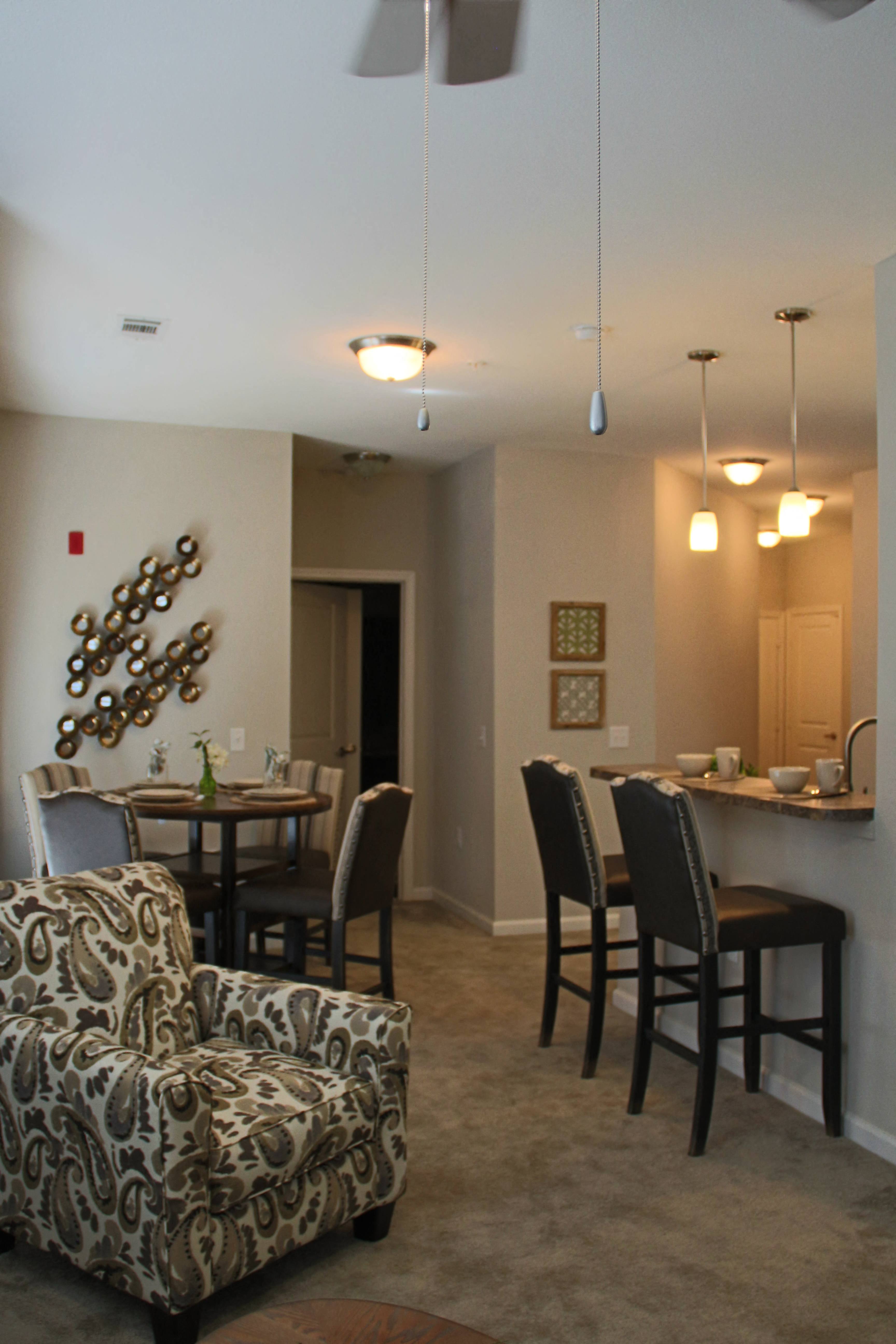 Photos and Video of River Park Apartments in MS