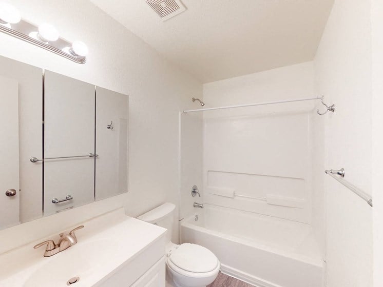 nice bathrooms gladstone missouri apartment rental