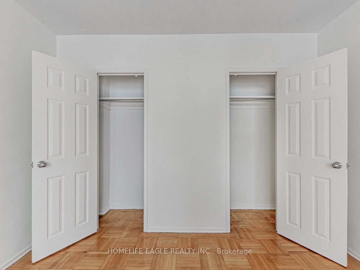 Gallery Photo 18