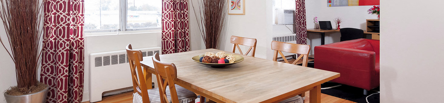 Oak Ridge Apartments Dining Area