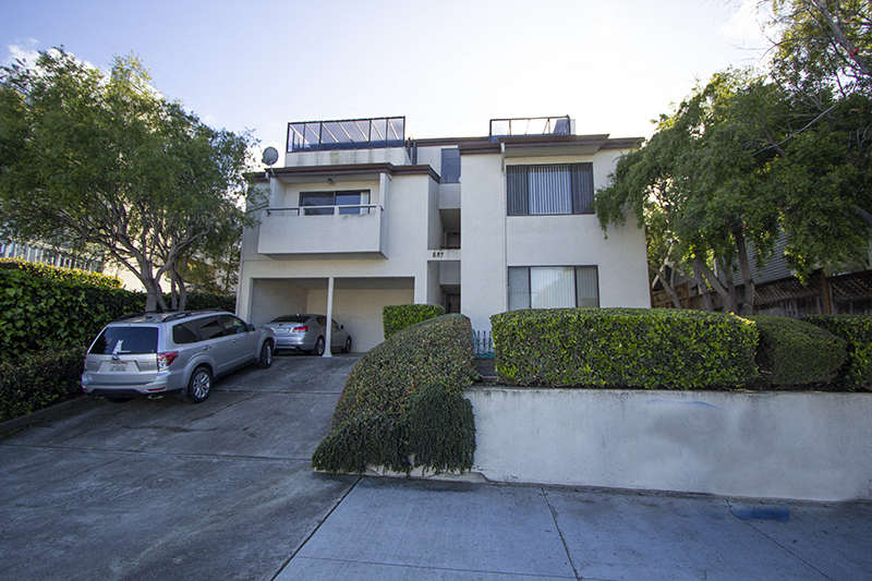 687 Hawthorne
