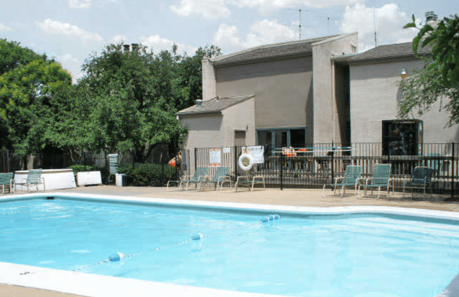 Photos and Video of Horizon East Apartments in Wichita, KS